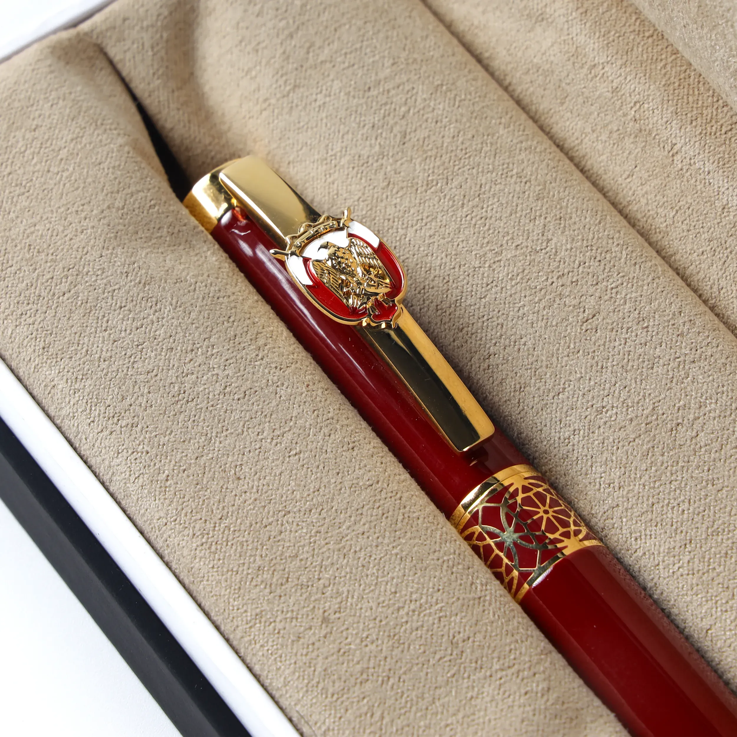 Abu Dhabi VIP Pen - Image 4
