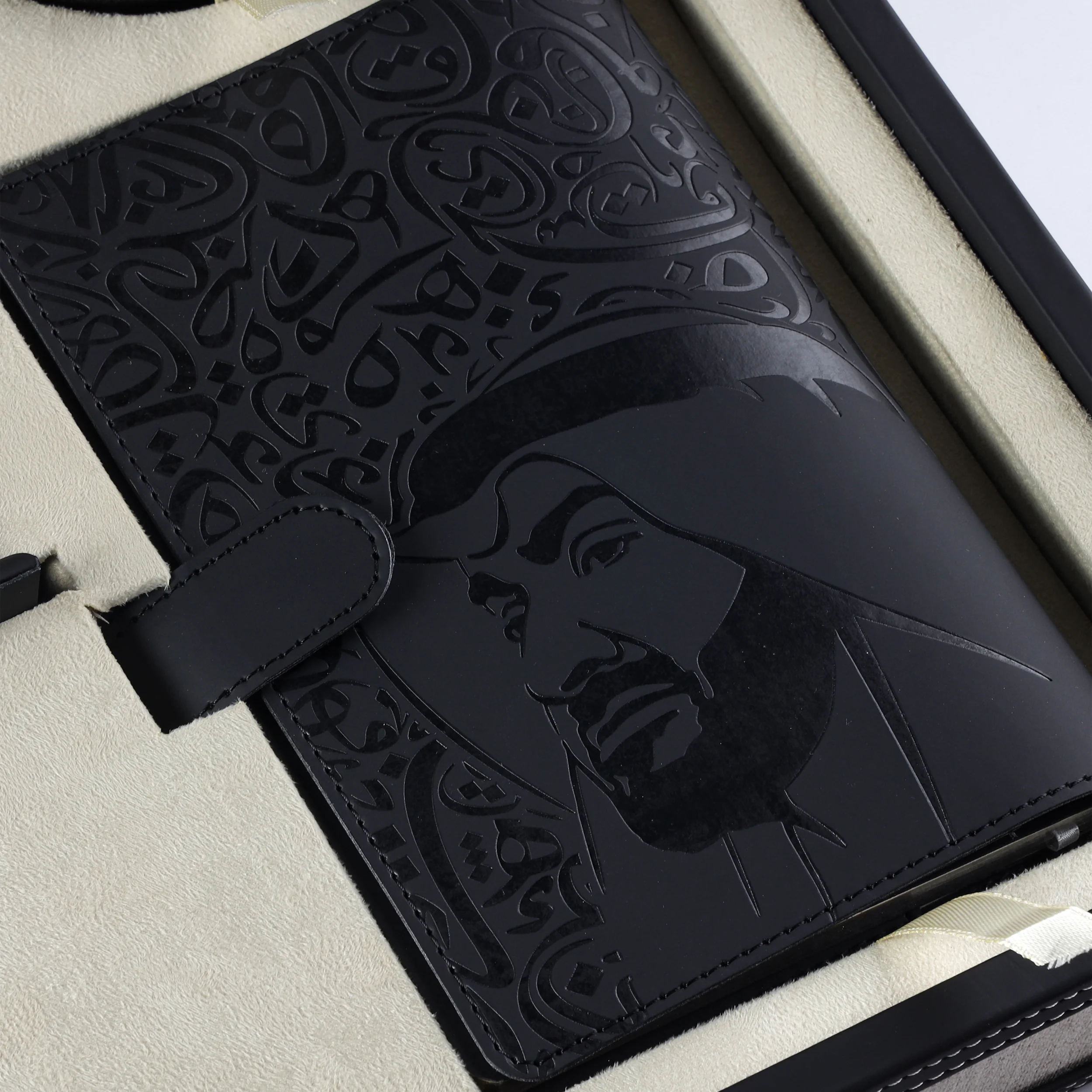 UAE Heritage VIP Box - BLACK EDITION - Image 6